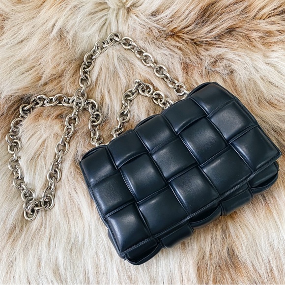 Black Puffy Woven Crossbody Handbag Purse with Silver Chain Link Handle + Strap - Picture 3 of 8